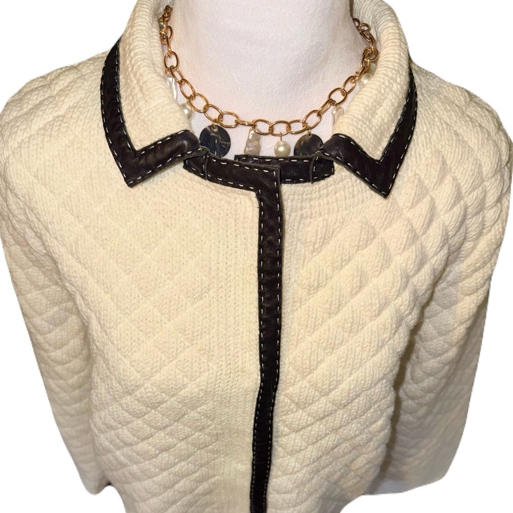 Vintage Doncaster Ivory Quilted Lined Sweater Jacket with Black Leather Trim - Picture 5 of 15
